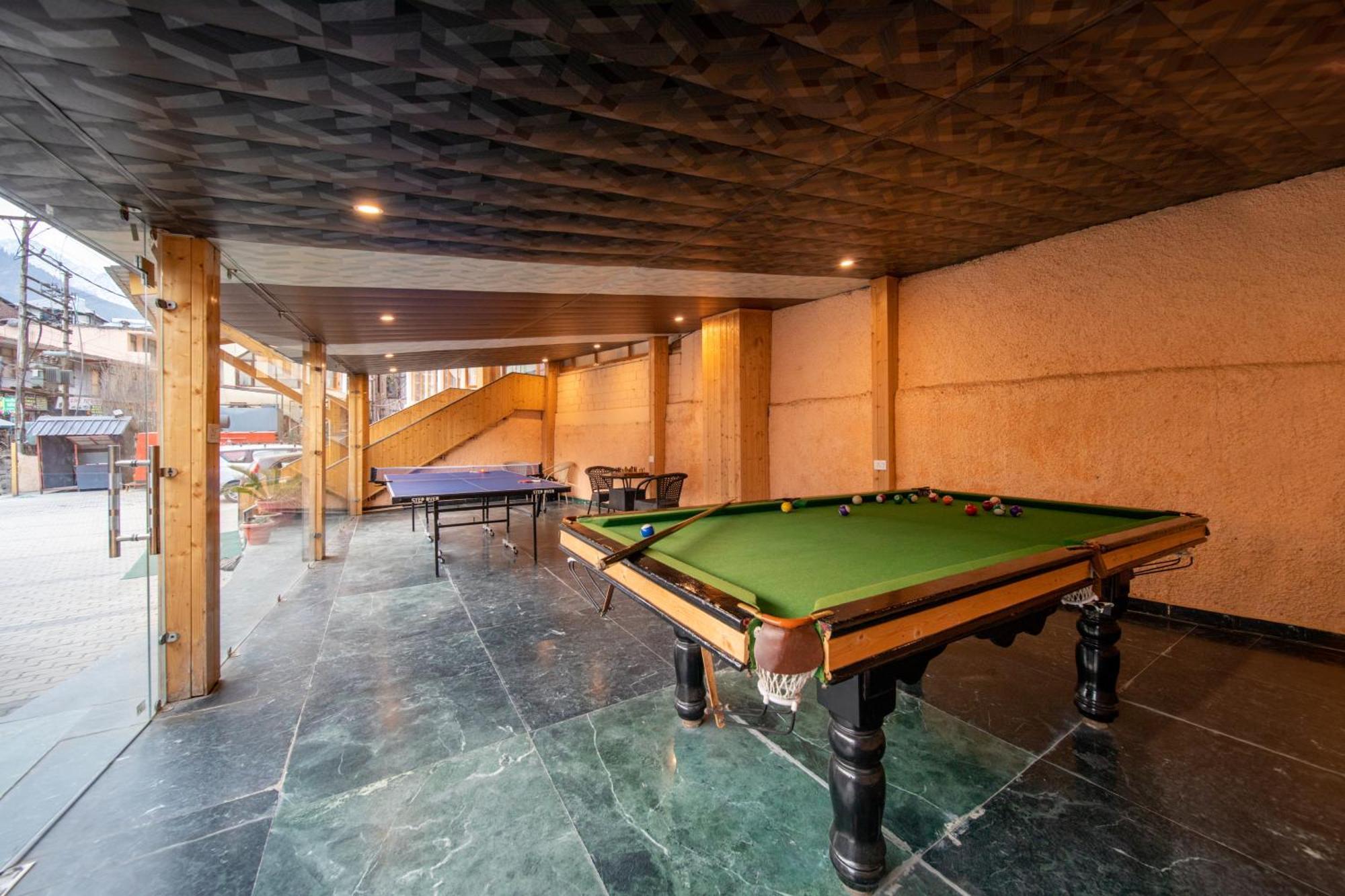 West Western Resort Manali #Neartomallroad #Gym #Lawn #Playingzone #Pooltable #Kidsfriendly #Mountainview #Tabletennis #Familyfriendly #Privateparking エクステリア 写真