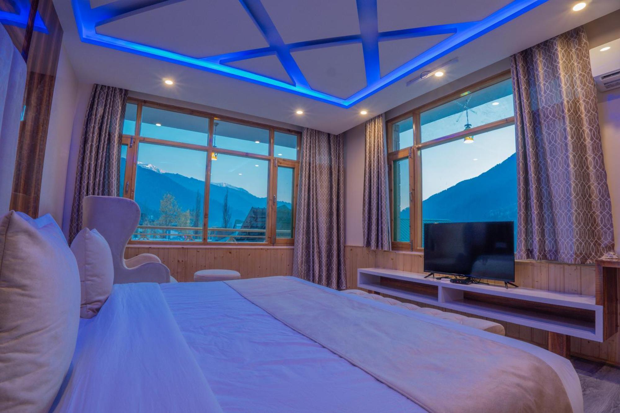 West Western Resort Manali #Neartomallroad #Gym #Lawn #Playingzone #Pooltable #Kidsfriendly #Mountainview #Tabletennis #Familyfriendly #Privateparking エクステリア 写真