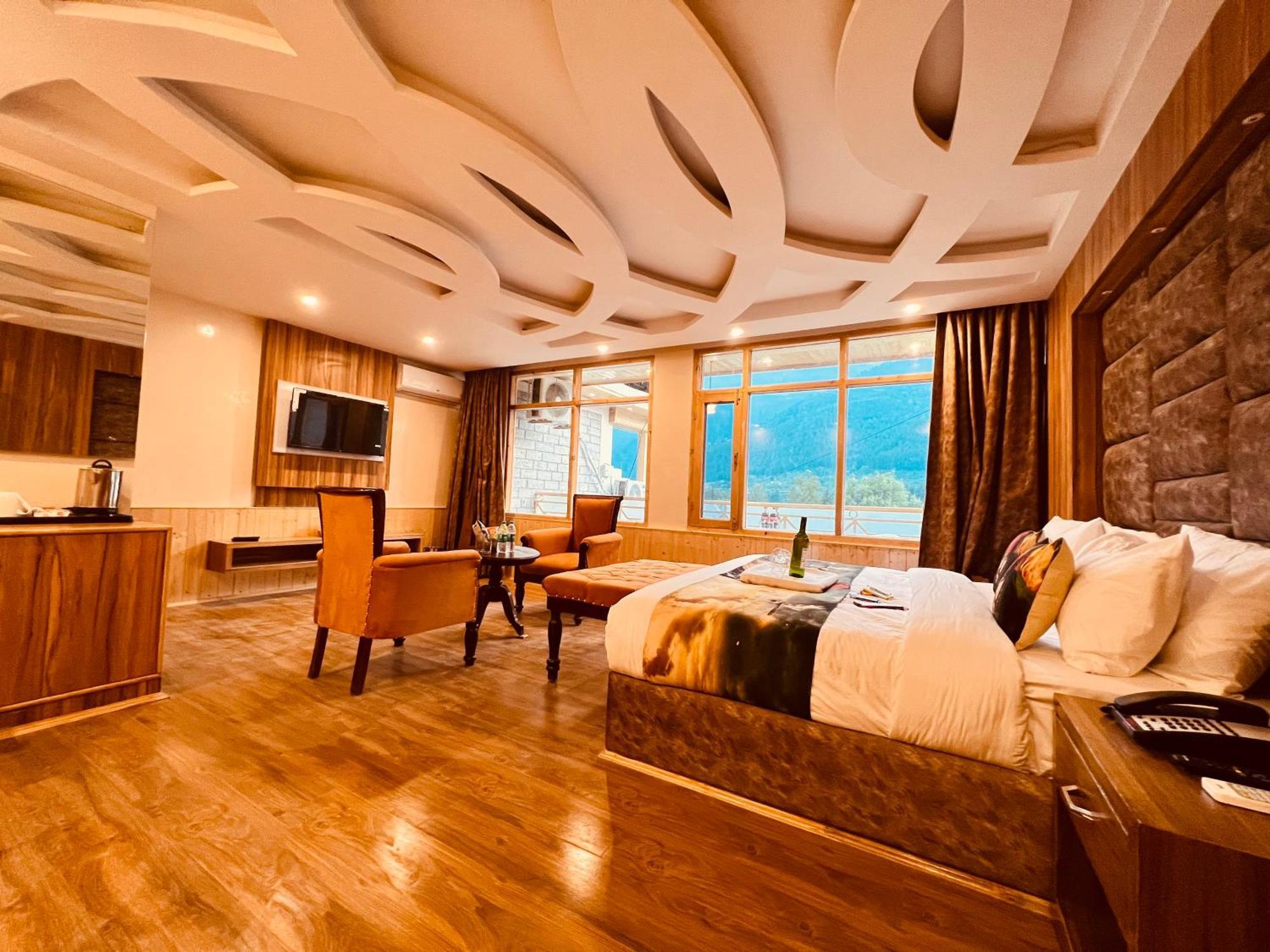 West Western Resort Manali #Neartomallroad #Gym #Lawn #Playingzone #Pooltable #Kidsfriendly #Mountainview #Tabletennis #Familyfriendly #Privateparking エクステリア 写真