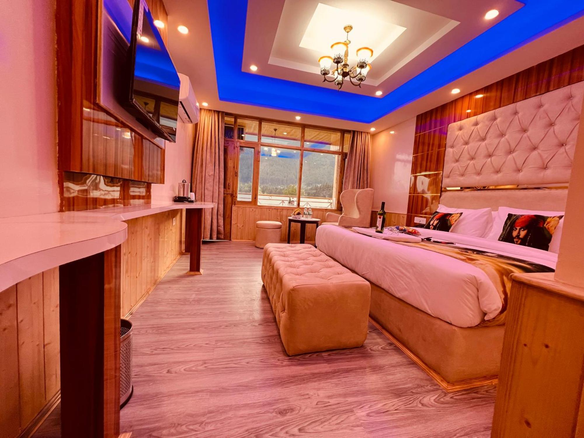 West Western Resort Manali #Neartomallroad #Gym #Lawn #Playingzone #Pooltable #Kidsfriendly #Mountainview #Tabletennis #Familyfriendly #Privateparking エクステリア 写真