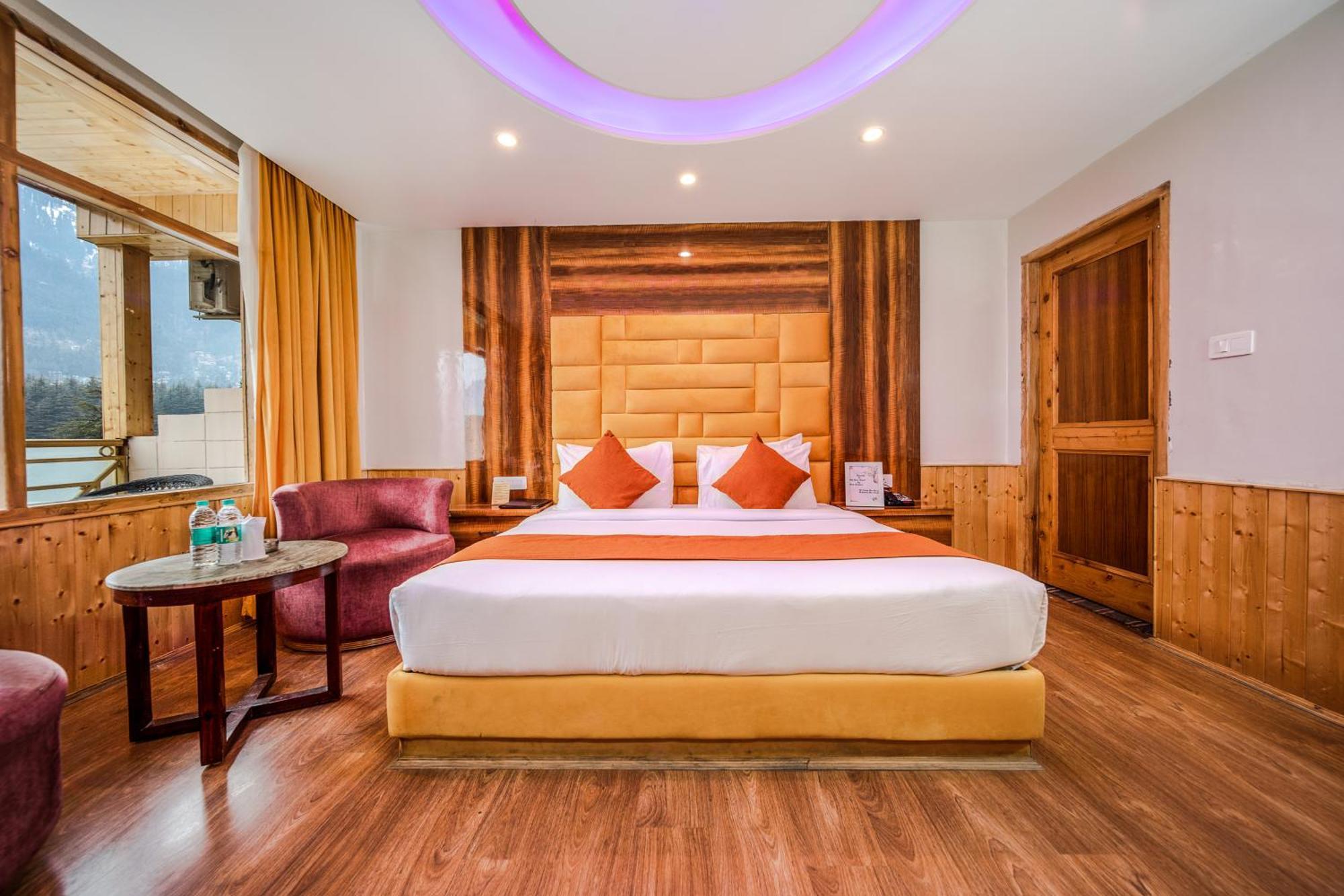 West Western Resort Manali #Neartomallroad #Gym #Lawn #Playingzone #Pooltable #Kidsfriendly #Mountainview #Tabletennis #Familyfriendly #Privateparking エクステリア 写真