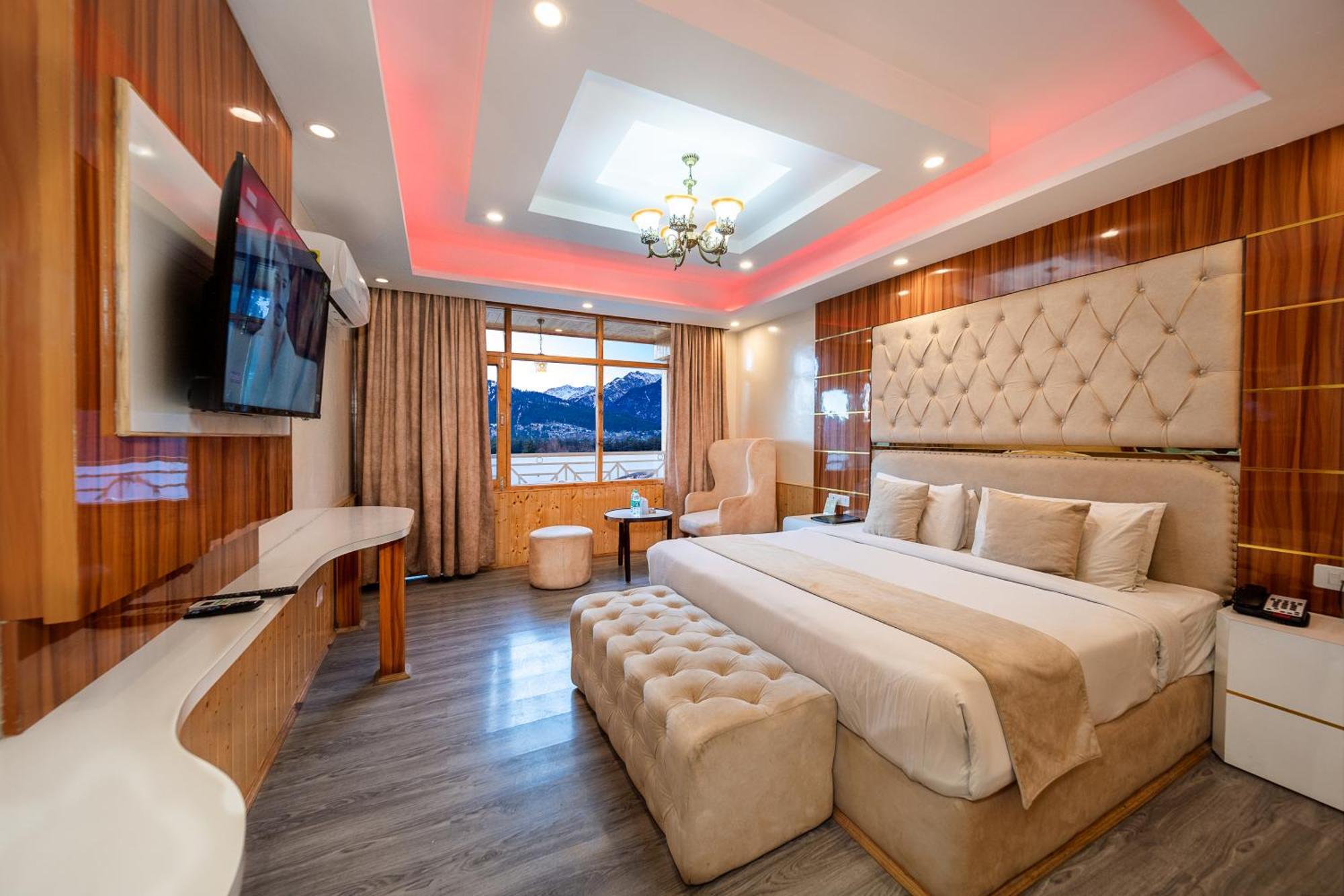 West Western Resort Manali #Neartomallroad #Gym #Lawn #Playingzone #Pooltable #Kidsfriendly #Mountainview #Tabletennis #Familyfriendly #Privateparking エクステリア 写真
