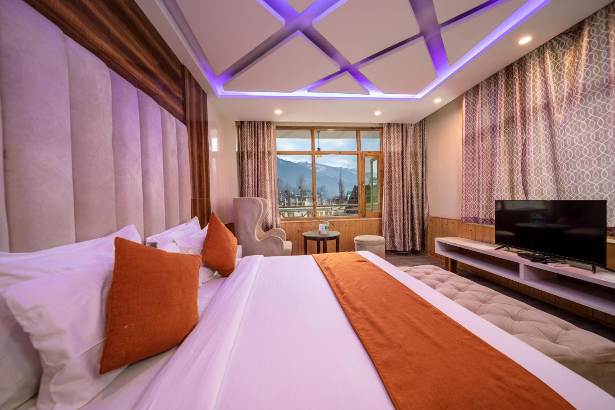 West Western Resort Manali #Neartomallroad #Gym #Lawn #Playingzone #Pooltable #Kidsfriendly #Mountainview #Tabletennis #Familyfriendly #Privateparking エクステリア 写真