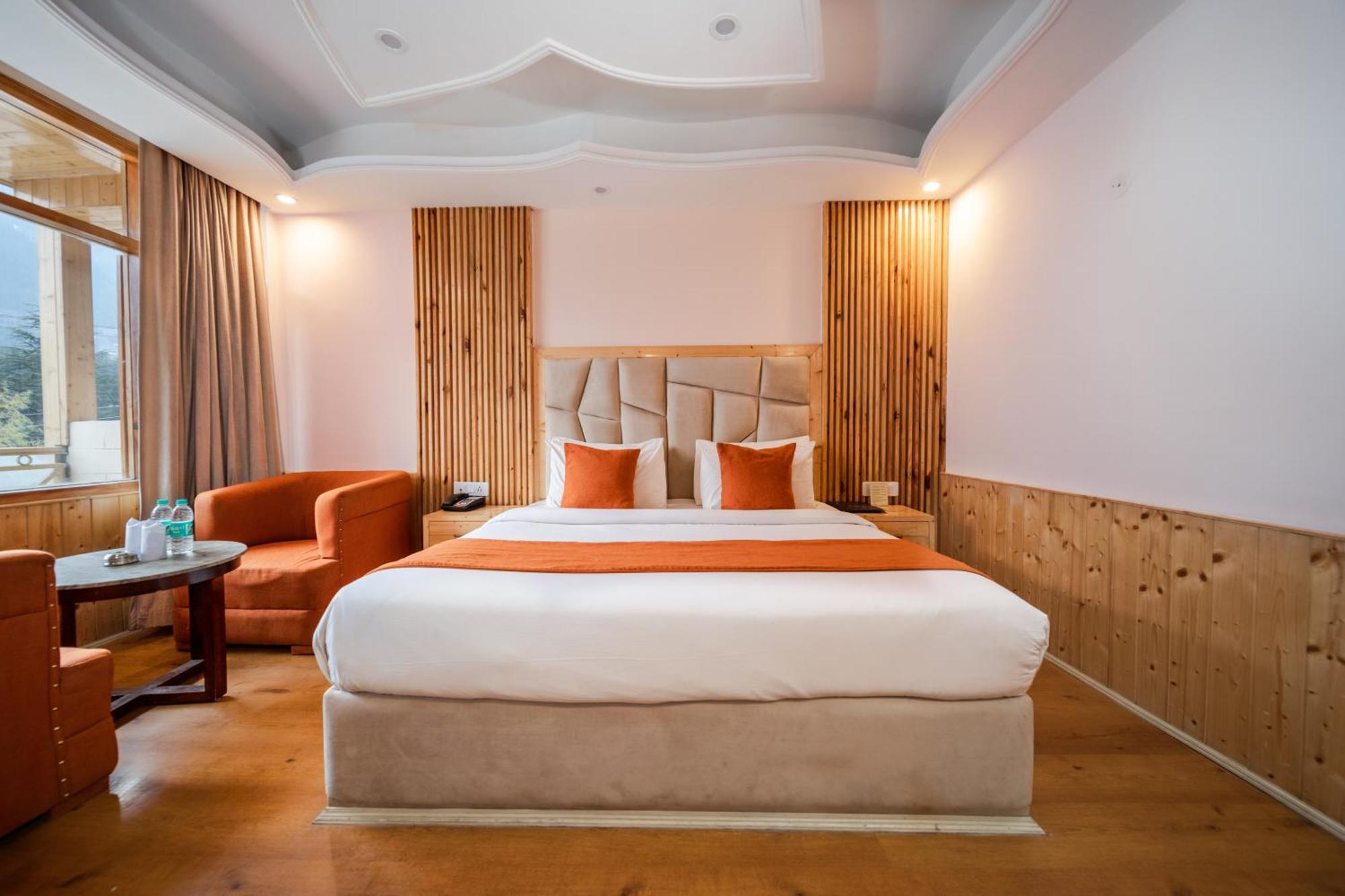 West Western Resort Manali #Neartomallroad #Gym #Lawn #Playingzone #Pooltable #Kidsfriendly #Mountainview #Tabletennis #Familyfriendly #Privateparking エクステリア 写真